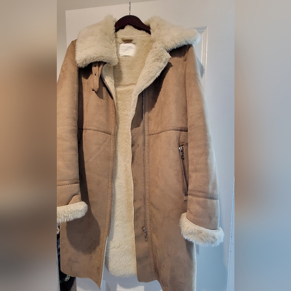 Coat - Picture 2 of 9